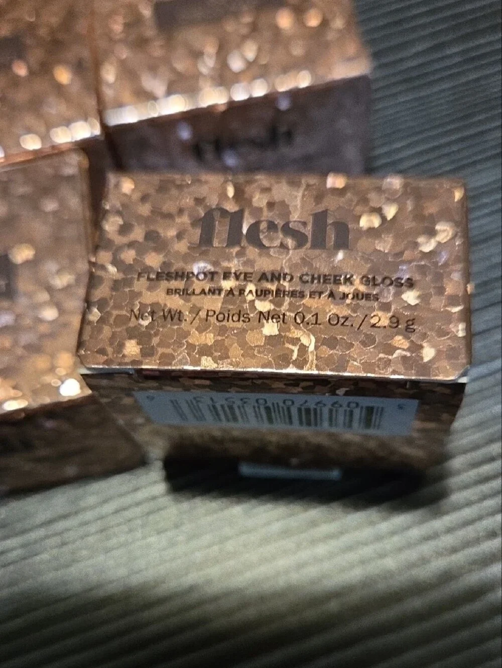Shimmering Rose Gold Blush Compact - Shade 02 Enchantment & 03 Disco Nap